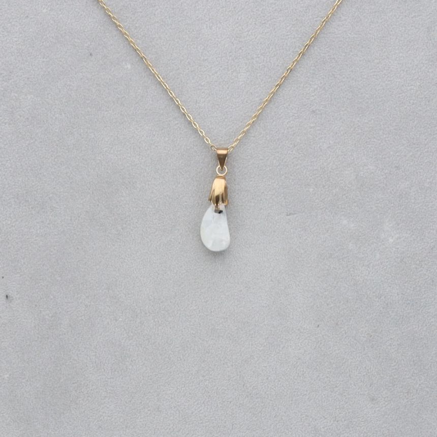 Pierre de Lune Cabochon percé 106