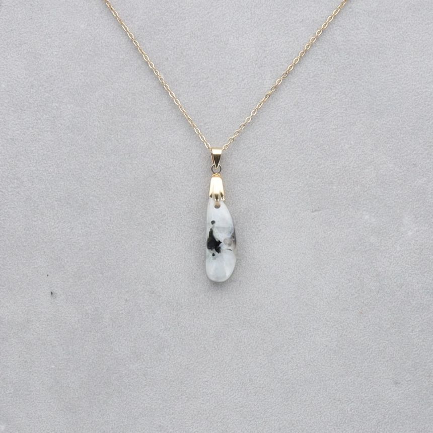 Pierre de Lune Tourmaline Cabochon percé 46