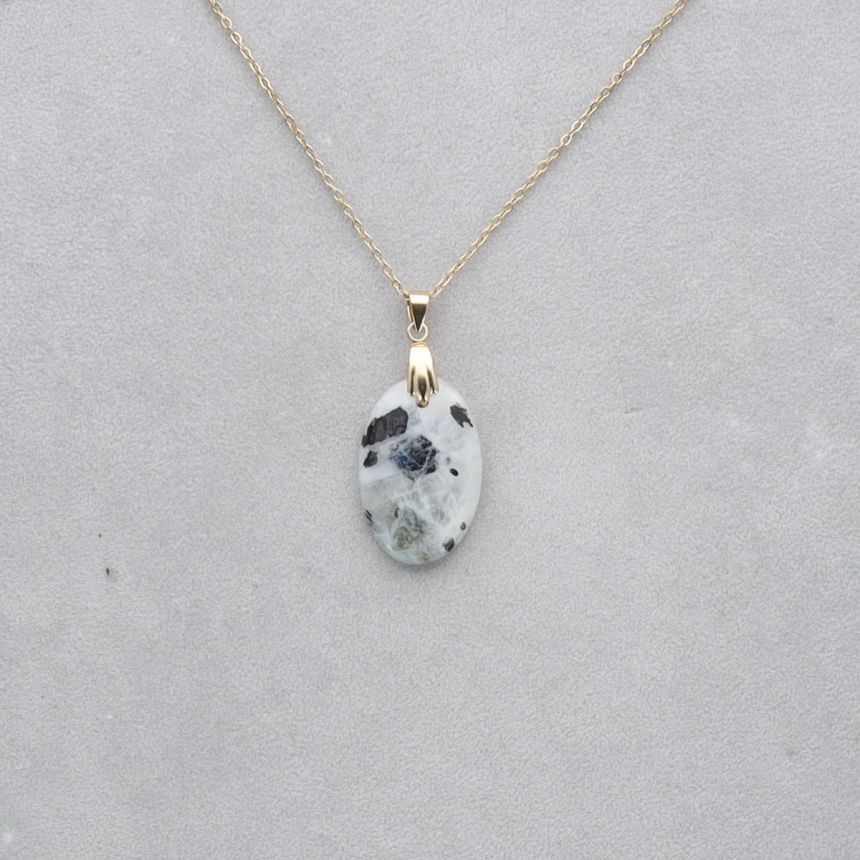 Pierre de Lune Tourmaline Cabochon percé 49